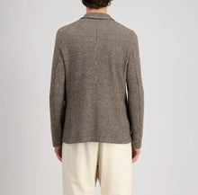 Load image into Gallery viewer, Harris_Wharf_Brown_Beige_Houndstooth_jacket
