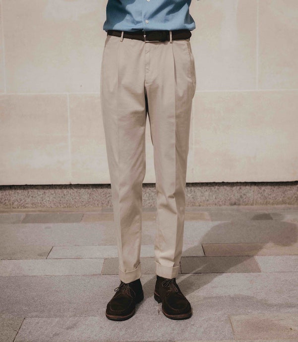 Incotex Tapered Fit Cream Cotton Pleated Trousers